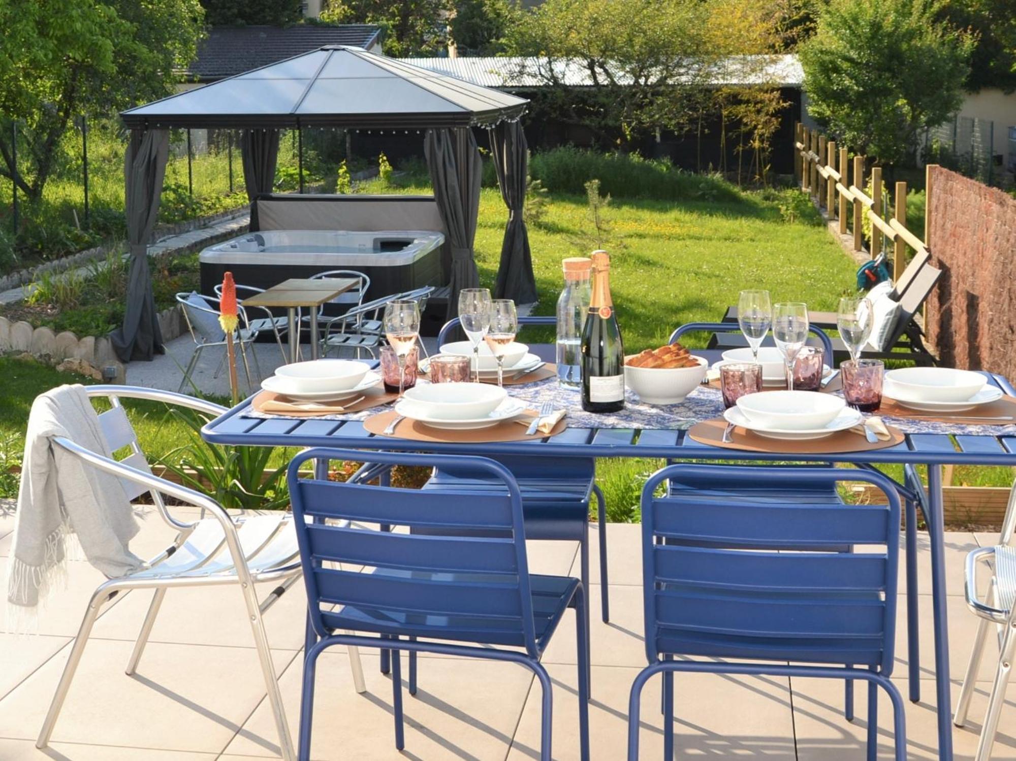 Le Cemarose: Spa, Jardin, Terrasse Et Jolie Vue Au Coeur D'Επερνέ Εξωτερικό φωτογραφία