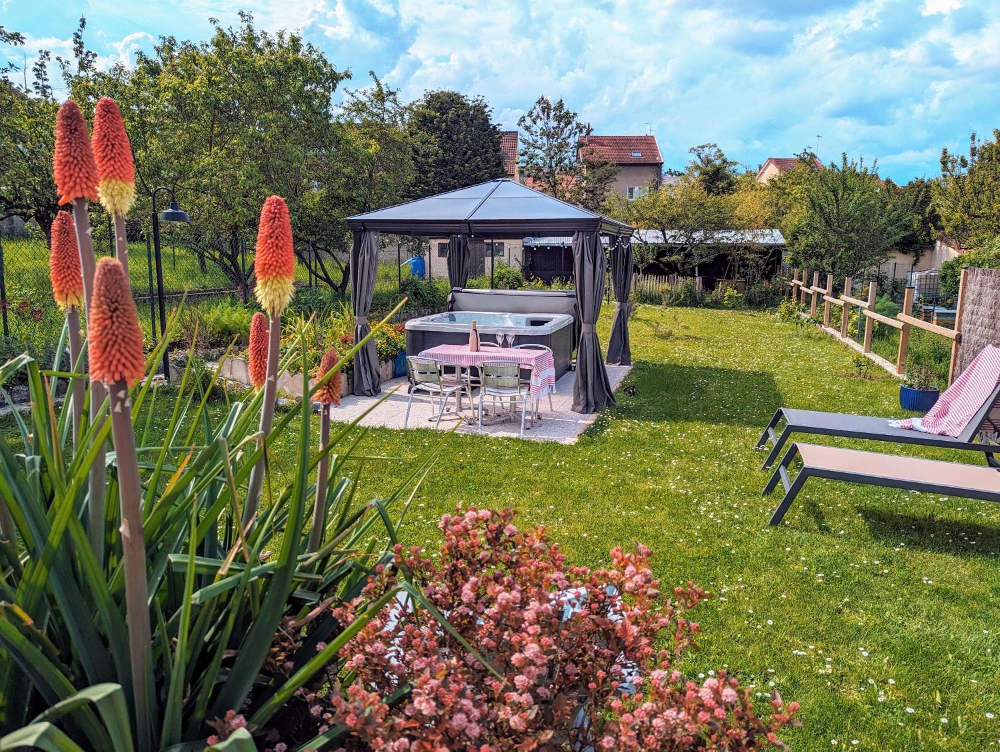 Le Cemarose: Spa, Jardin, Terrasse Et Jolie Vue Au Coeur D'Επερνέ Εξωτερικό φωτογραφία