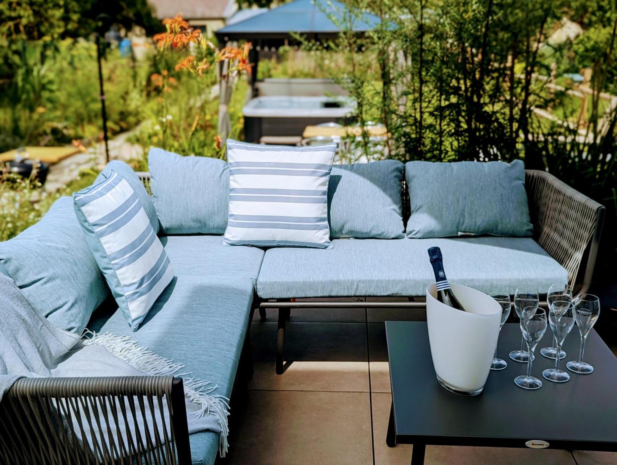 Le Cemarose: Spa, Jardin, Terrasse Et Jolie Vue Au Coeur D'Επερνέ Εξωτερικό φωτογραφία