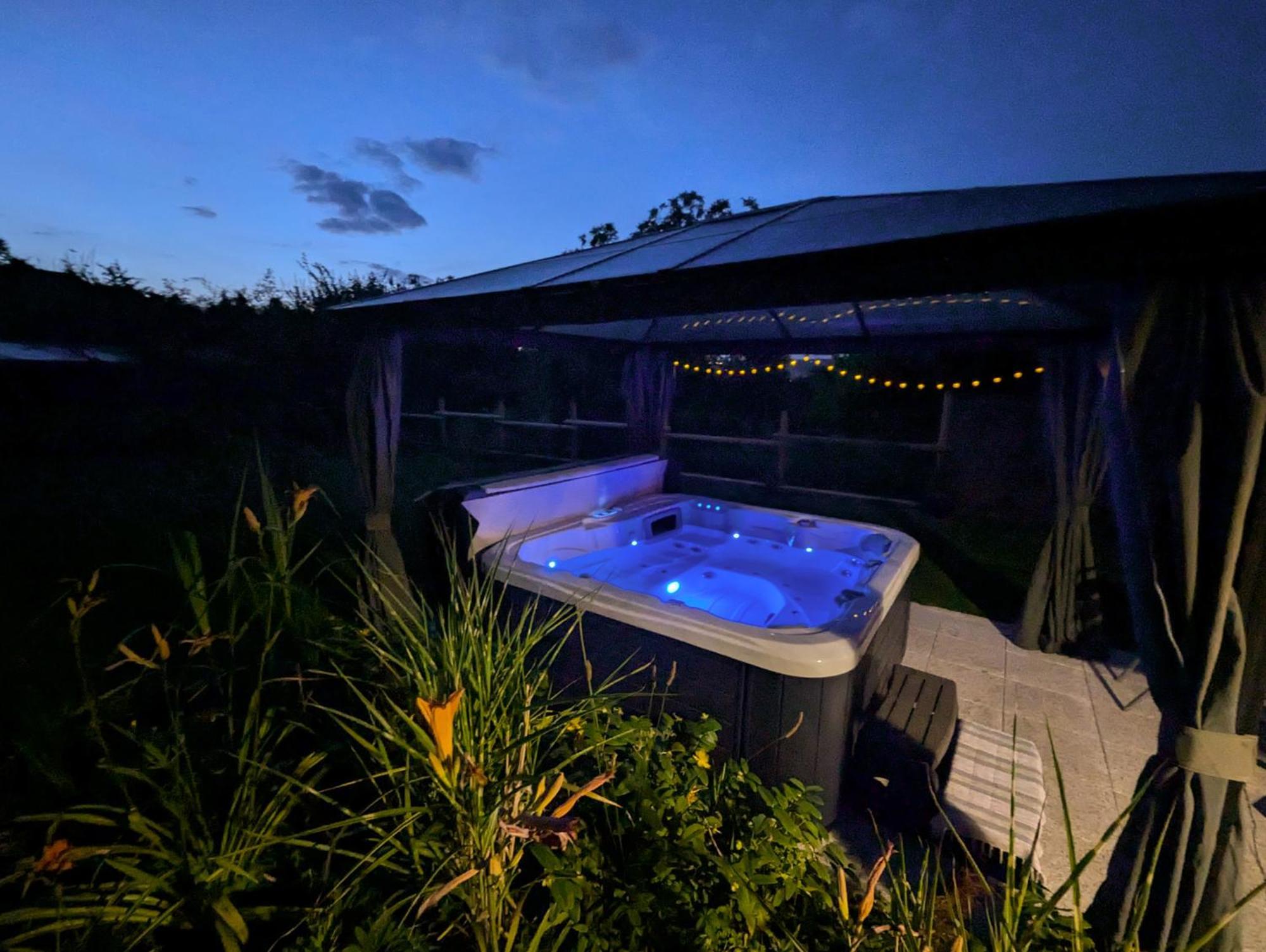 Le Cemarose: Spa, Jardin, Terrasse Et Jolie Vue Au Coeur D'Επερνέ Εξωτερικό φωτογραφία